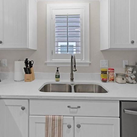 Charming Holiday Isle Destin Beach Access Townhome Exterior photo